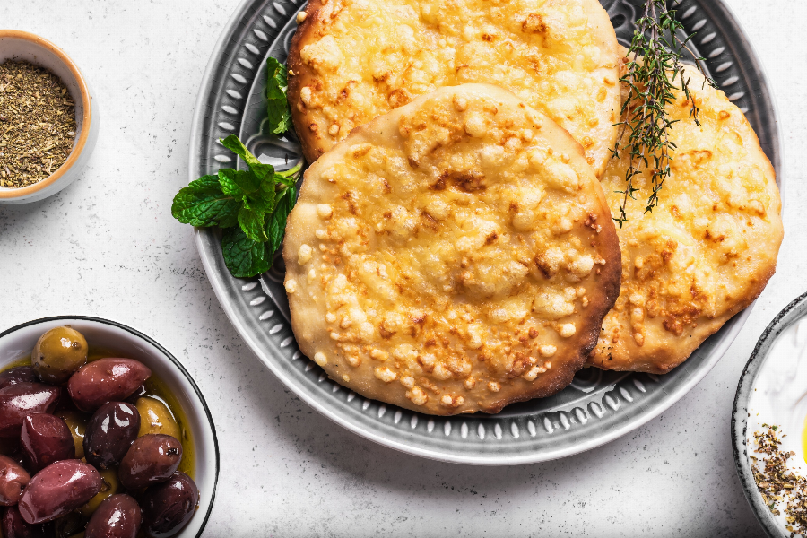 Fladenbrot mit Käse